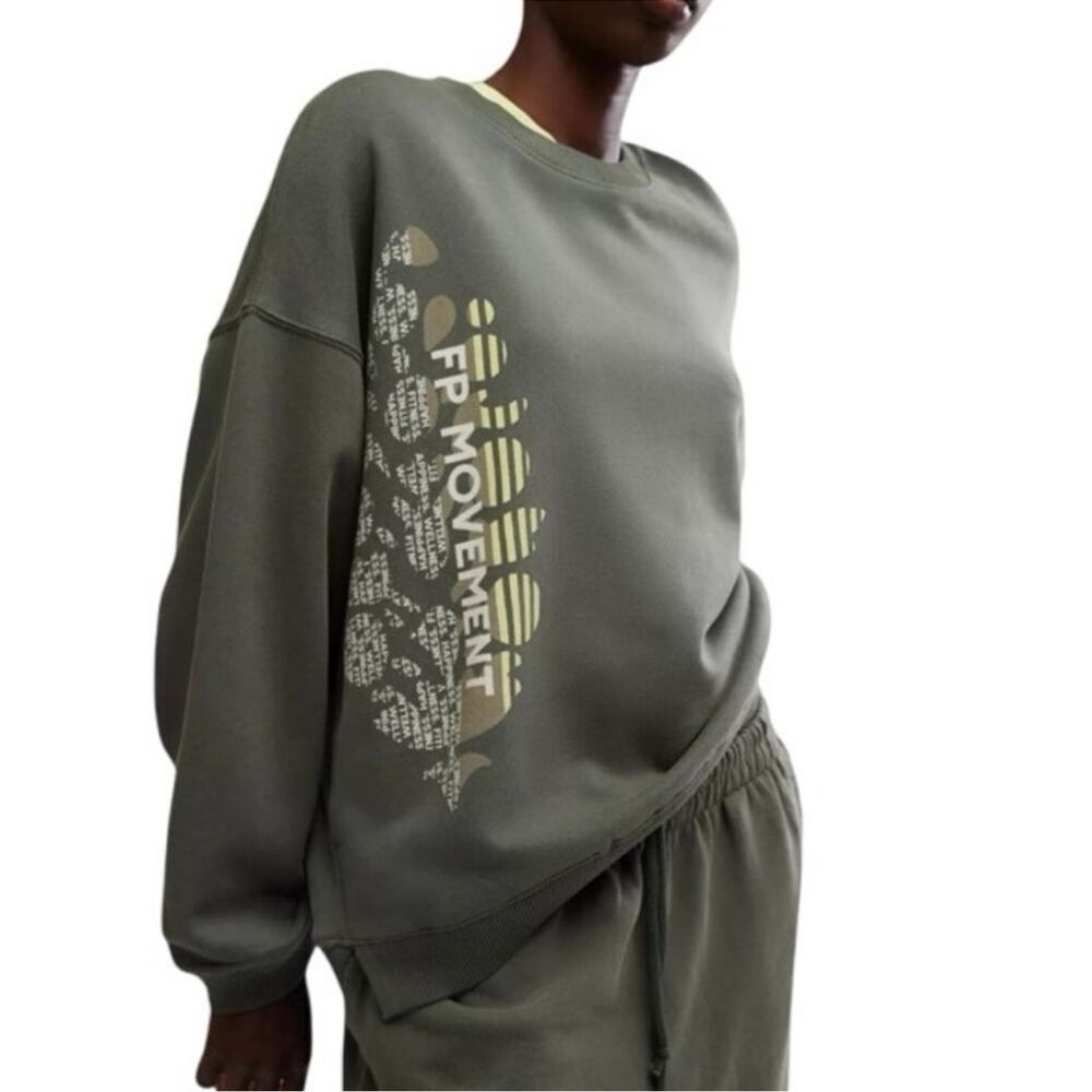 FREE PEOPLE FP Movement All Star Buti Logo Pullover Sweatshirt With Pockets